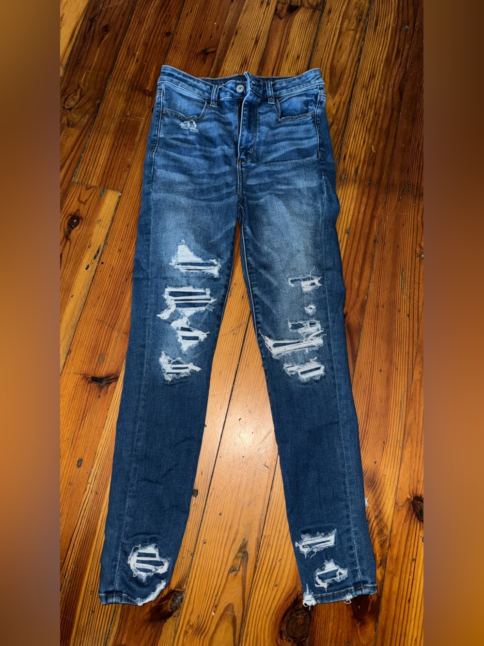 American Eagle Outfitters Women's Dark Blue Distressed Skinny Jeans